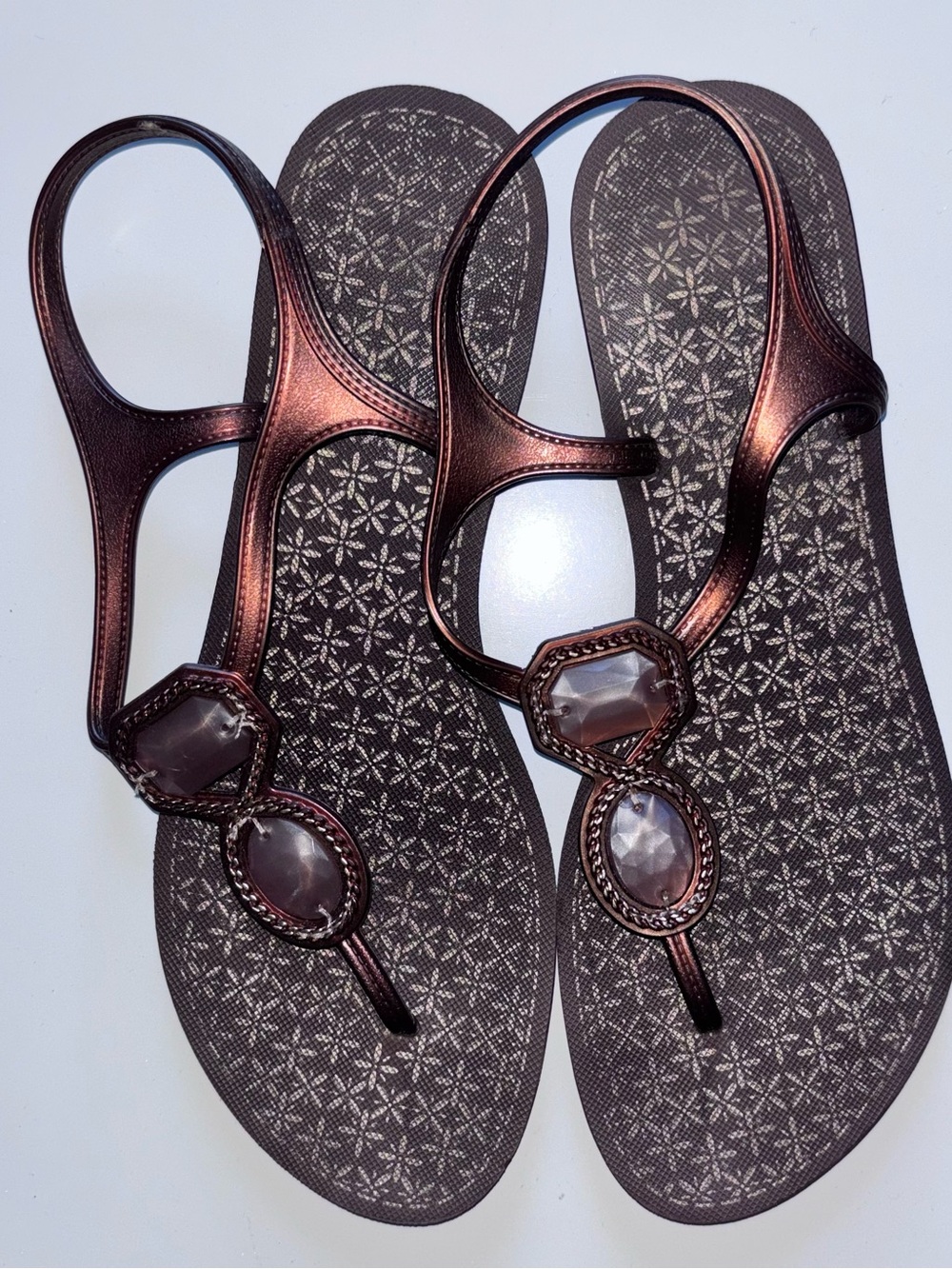 Sandals - Picture 2 of 10